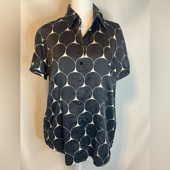 Chico's Tops - Chicos Shirt Womens Medium Size 2 Black Geometric Silk Blend Loop Collar Satin